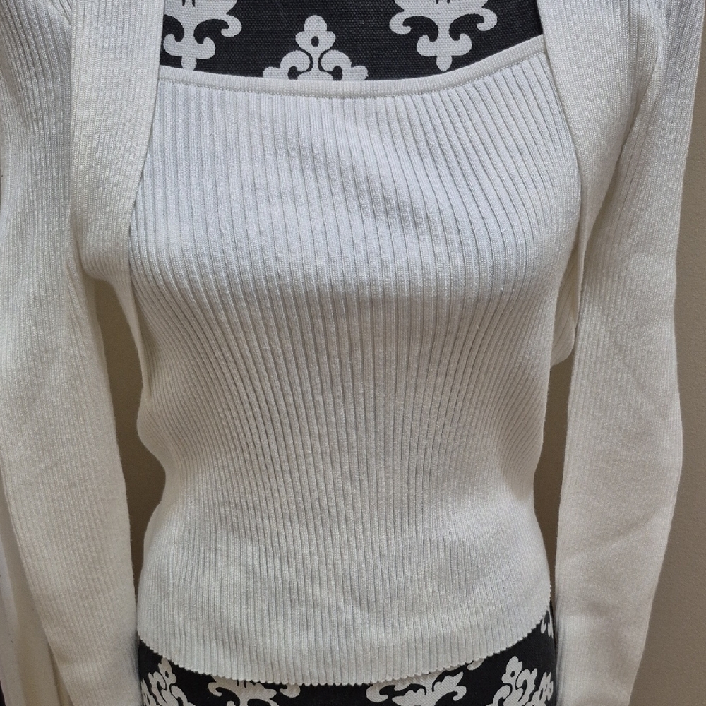 Celebrity Pink White Shrug with Ribbed Texture